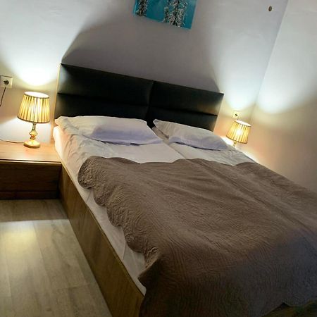 Tetne Qor Guesthouse Mestia Esterno foto