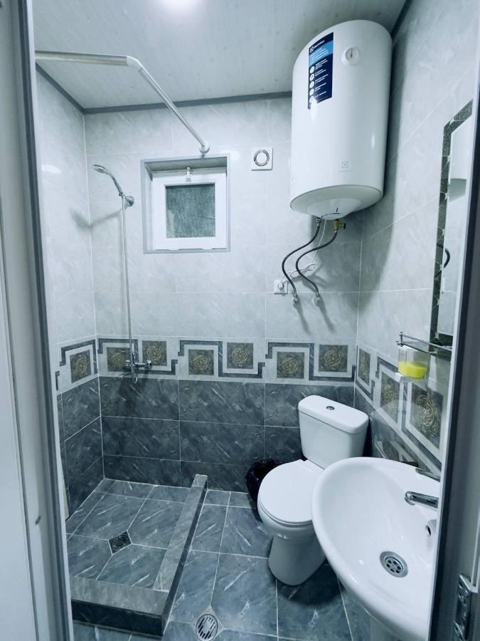 Tetne Qor Guesthouse Mestia Esterno foto