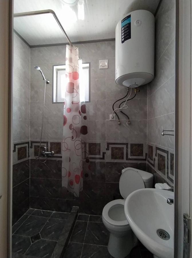 Tetne Qor Guesthouse Mestia Esterno foto