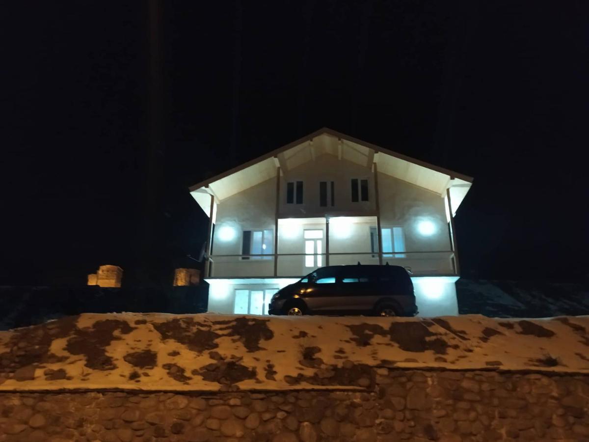 Tetne Qor Guesthouse Mestia Esterno foto