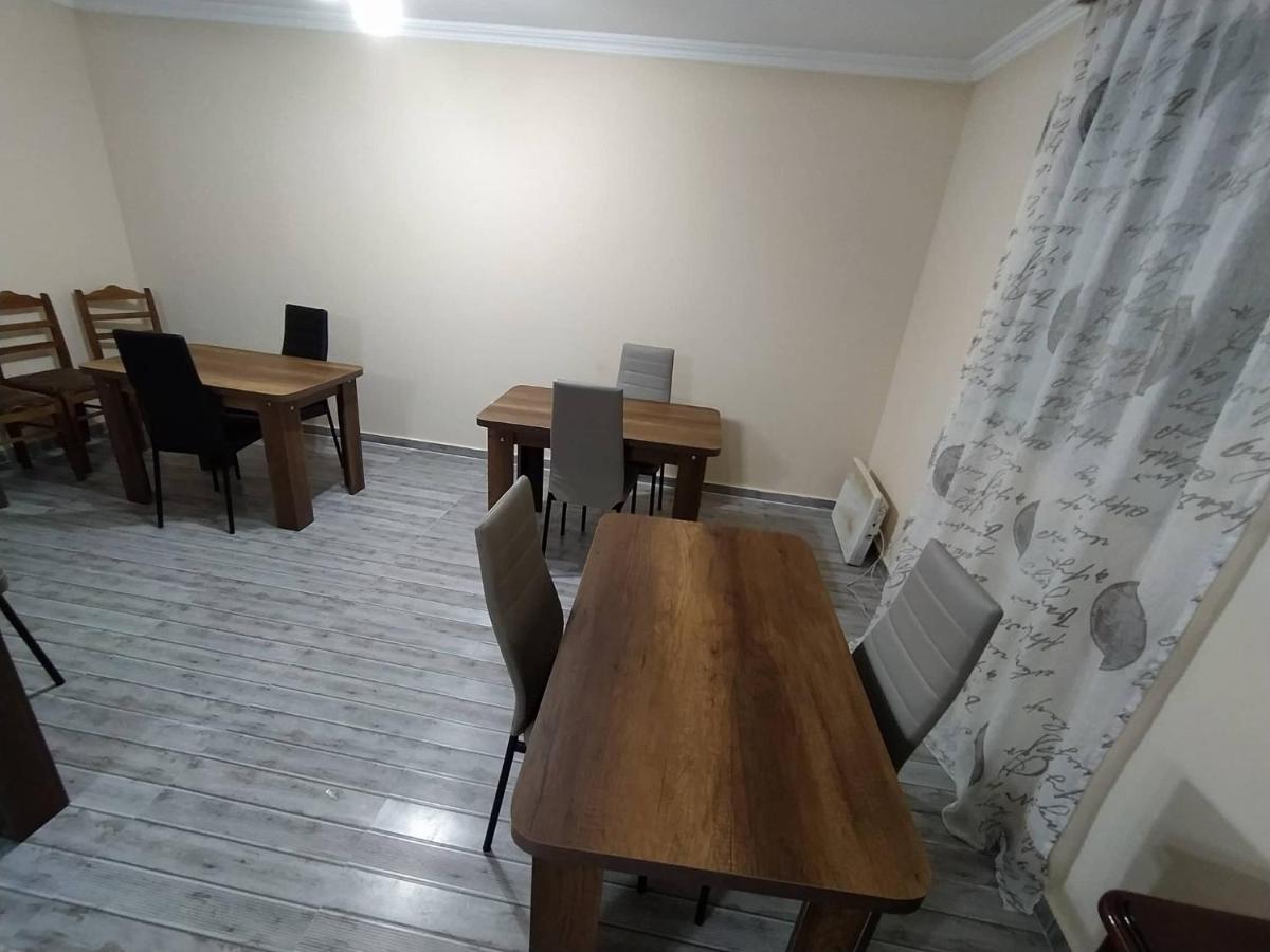 Tetne Qor Guesthouse Mestia Esterno foto