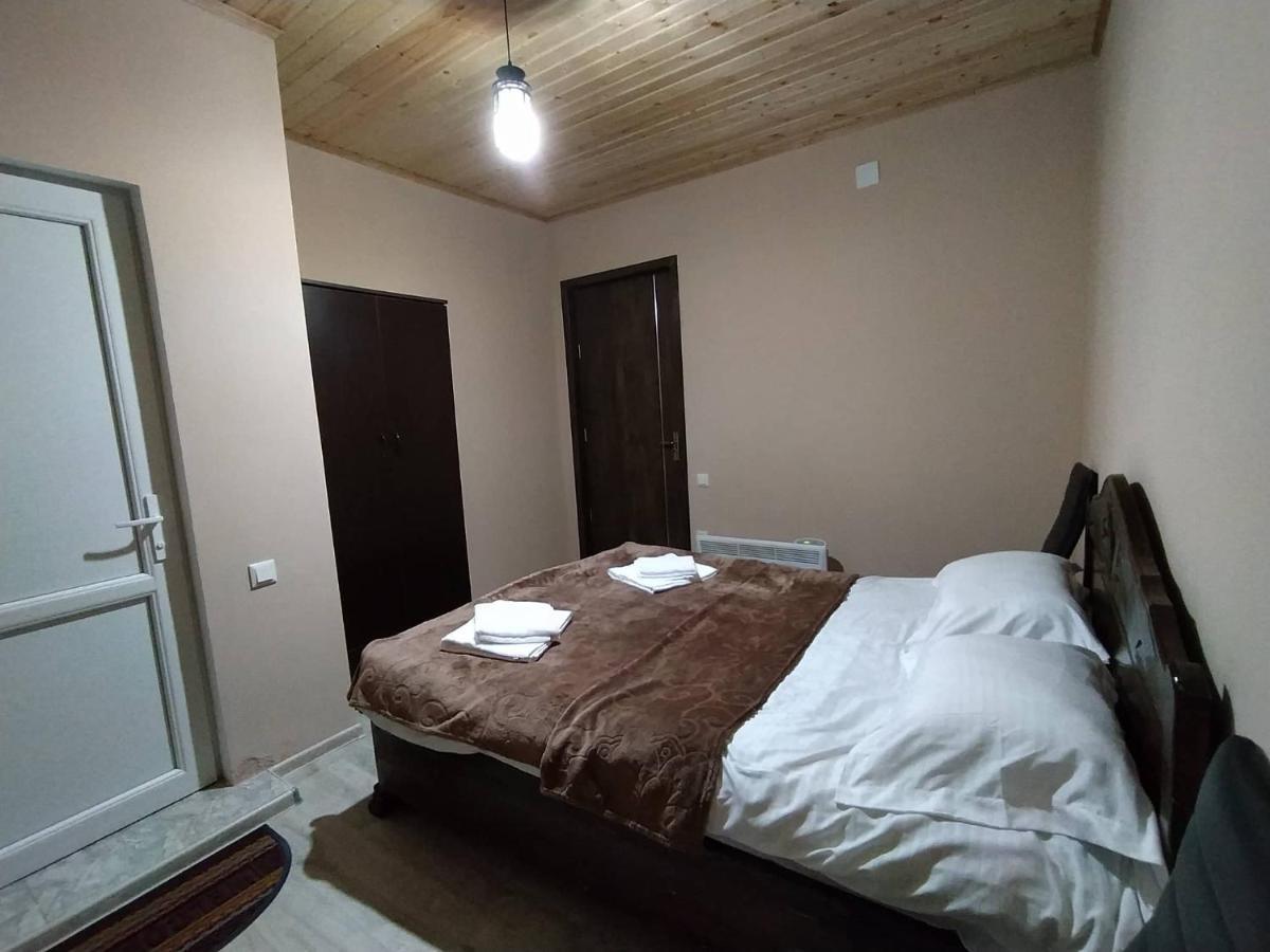 Tetne Qor Guesthouse Mestia Esterno foto